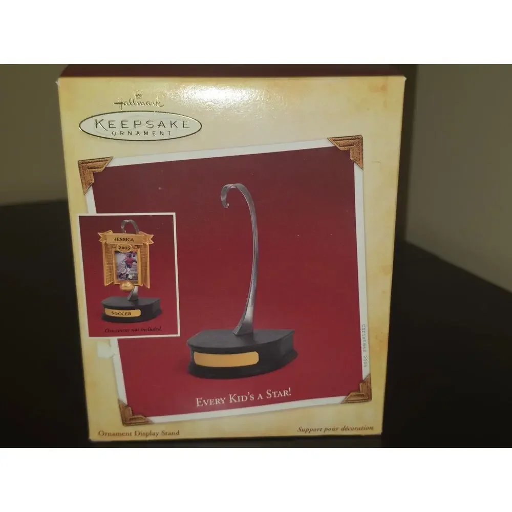 2005‎ Hallmark Every Kids A Star Metal Ornament Display Stand